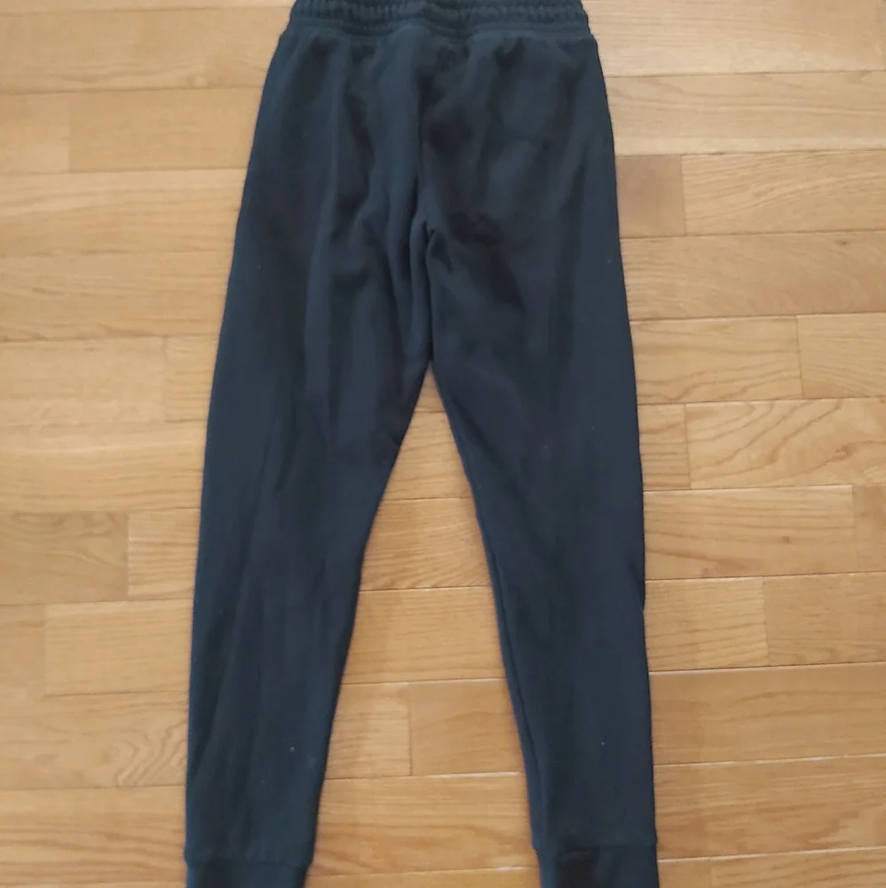 Puma girls sweatpants - Picture 2 of 4